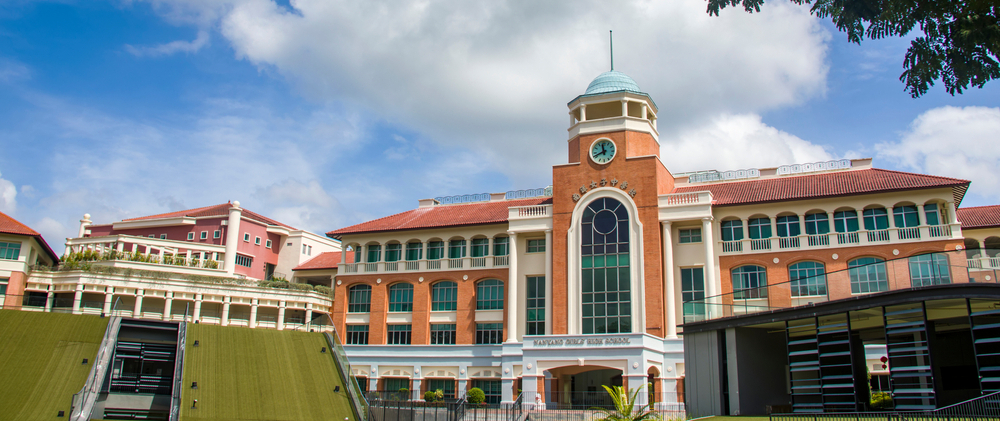 Private school in Singapore by Danny Ye via Shutterstock