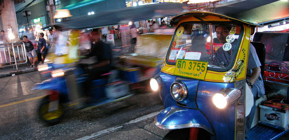 Tuk-tuks in Bangkok by Tsion Chudnovsky on Unsplash