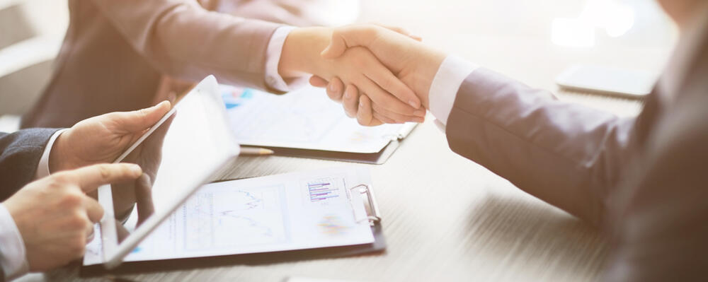 Business greeting in Norway